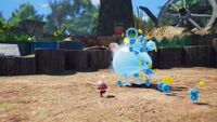 Pikmin 4 Ice Pikmin attacking a Red Bulborb