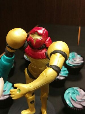 Ander Amo del Ser cake Samus closeup.jpg